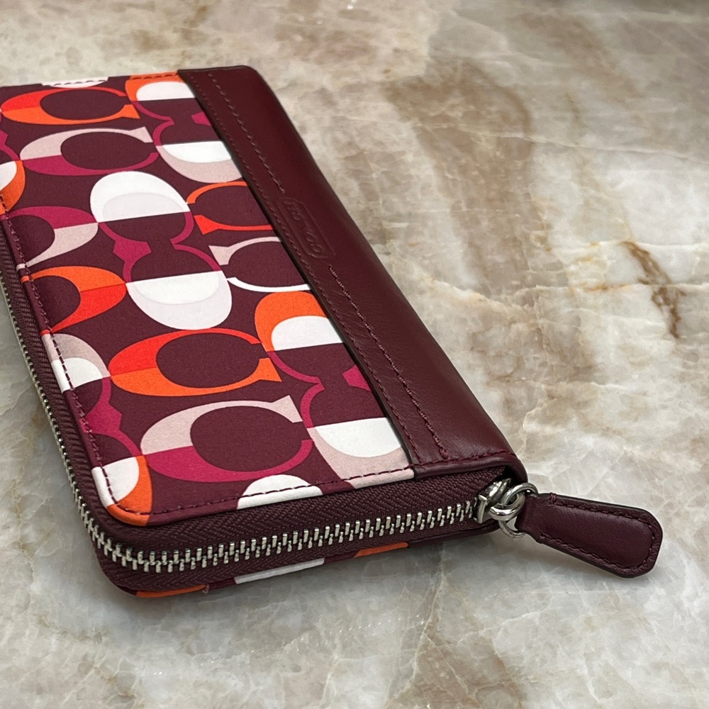 NWOT Coach Park Split C Print Accordion Zip Wallet - Picture 4 of 11